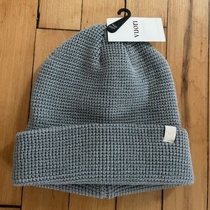 Vuori waffle beanie NWT